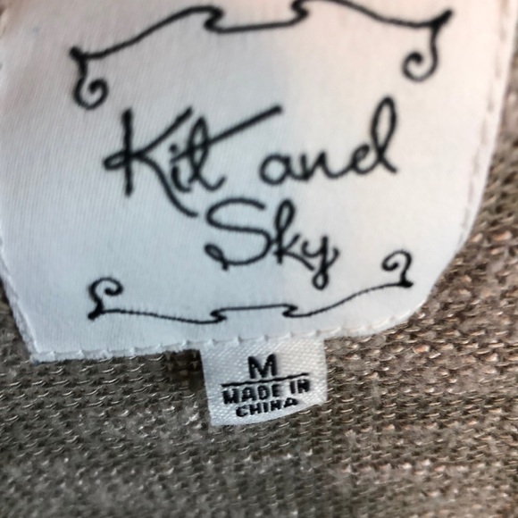 Kit and Sky Tan Lace & Dusty Pink Top Size Medium - Picture 7 of 8